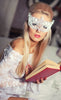 DG 4208 White Lace Courtesan